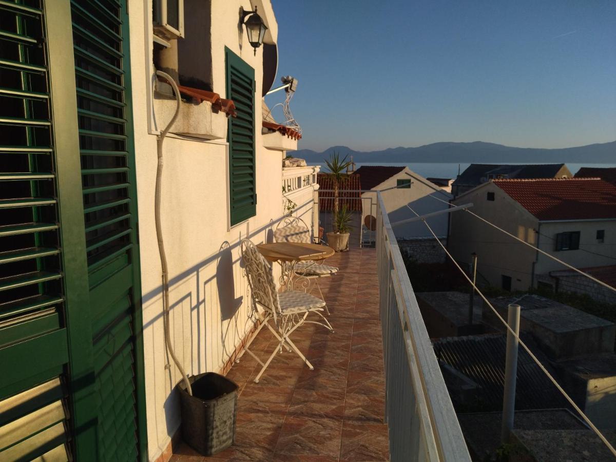 Apartments Maja I Mate Sućuraj Buitenkant foto