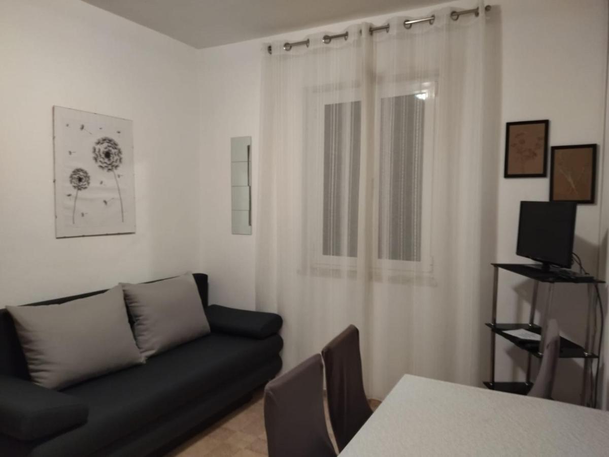 Apartments Maja I Mate Sućuraj Buitenkant foto